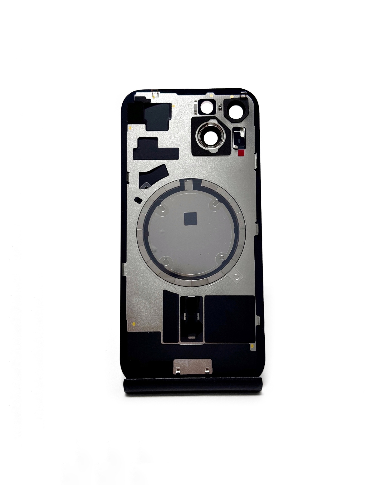 Задняя крышка для iPhone 15 Желтая (Аналог/Premium) — изображение 2